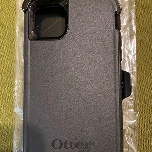 BRAND NEW IPhone 11 Pro Max OtterBox Case